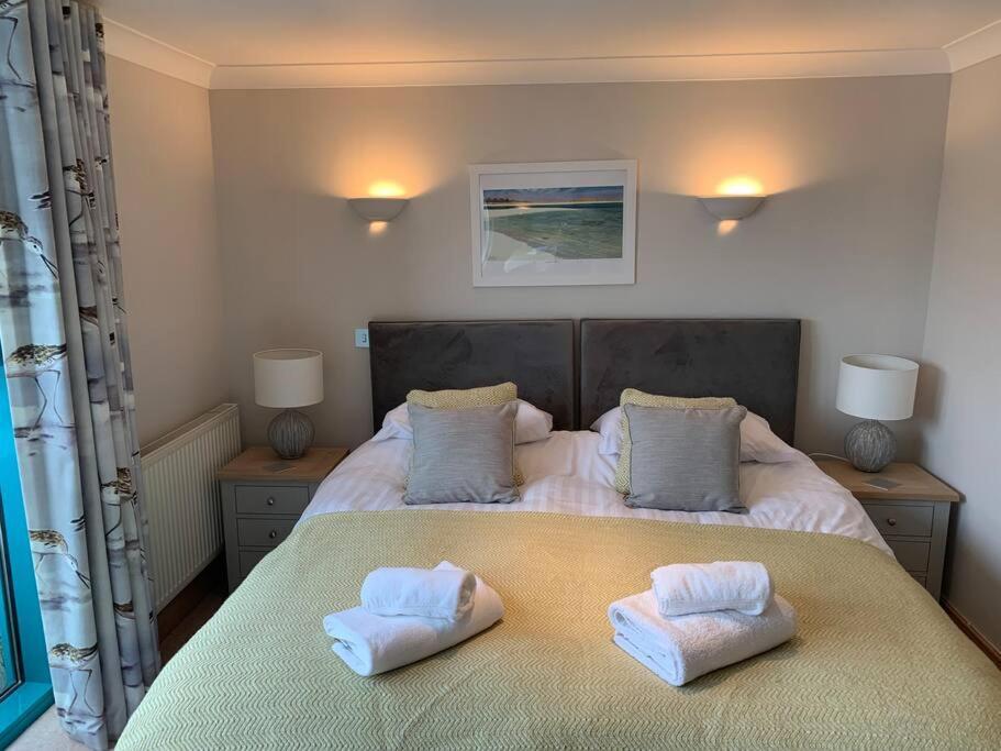 Crabshell Quay Waterfront Living In Kingsbridge Apartment Kingsbridge  Exterior foto